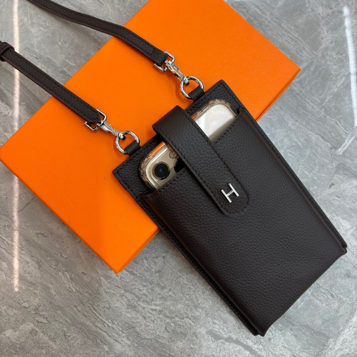 Phone Trunk series 2