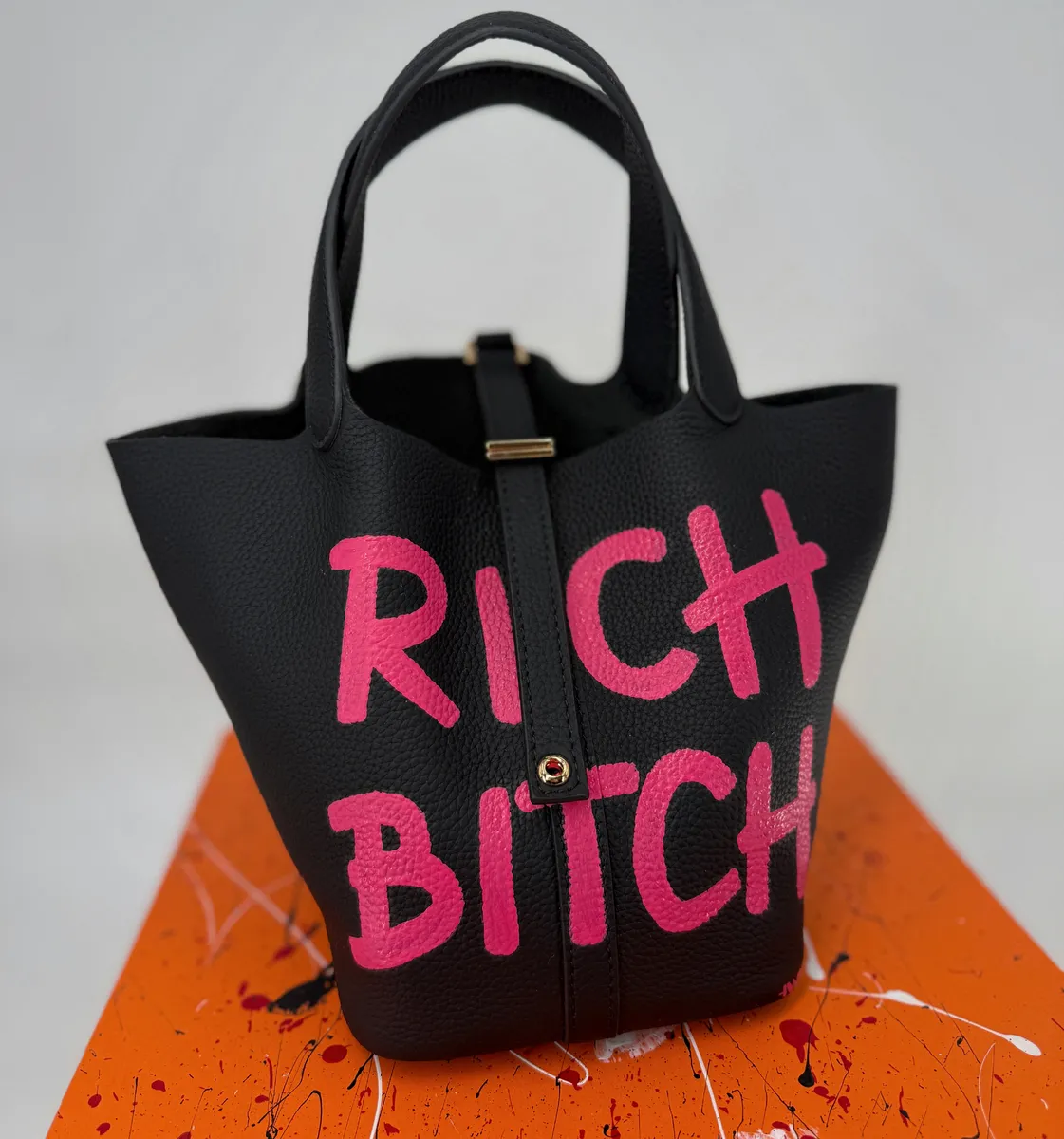Kabelka Élise 19 Limited edition "rich bitch"