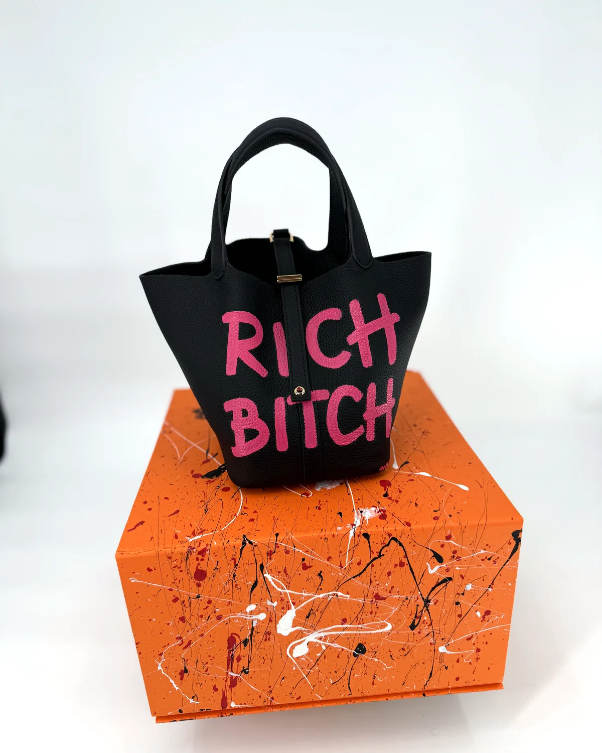 Kabelka Élise 19 Limited edition "rich bitch"